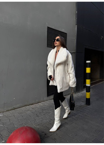 Жіноча шубка з мутона на підкладці Україна (360898659)