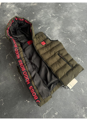 Чоловіча бежева жилетка з капюшоном в стилі hugo boss No Brand (366352309)