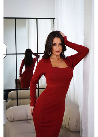 Коричнева коктейльна сукня елегантна силуетна 24096 теракотова Tanita-Romario