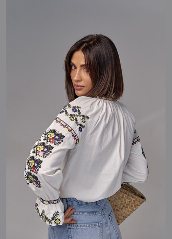 Біла жіноча вишиванка із зав'язками прикрашена квітами гладдю ESQ вільна, пряма бавовна (324028600)