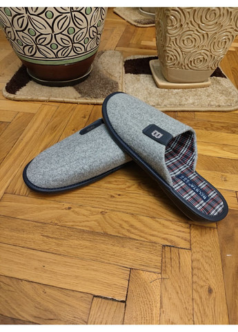 Серые мужские тапочки комнатные домашние велюровые мягкие качественные стильные с закрытым носком теплые тапк Белста