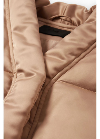 Бежевая демисезонная стеганый жилет C&A