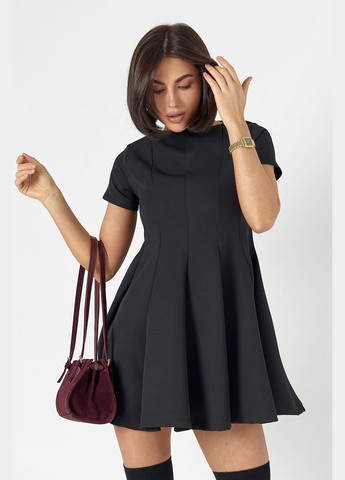 Чорна жіноча міні-сукня з короткими рукавами Lurex