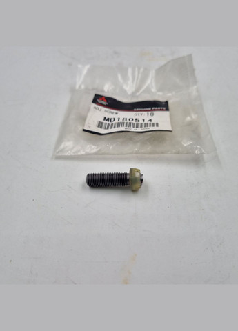 Винт регулировки рокера, оригинал MD180514 Паджеро, Монтеро 2000–2006 Mitsubishi (360504667)