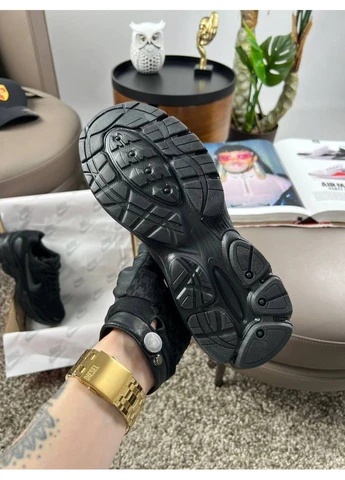 Чорні кросівки all black (розмір ) No Brand Shield