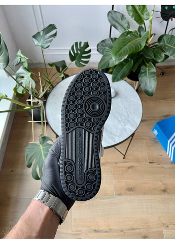 Белые демисезонные кроссовки мужские и женские adidas forum low white black | адидас форум низкие белые No Brand