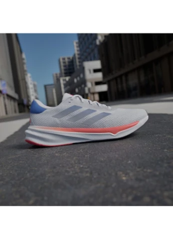 Білі кросівки supernova stride white ig8314 демісезон adidas