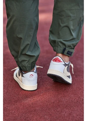 КРОССОВКИ ЖЕНСКИЕ NIKE TRAVIS SCOTT X AIR JORDAN 1 LOW OG REVERSE MOCHA НАЙК ТРЕВИС СКОТ No Brand белые демисезоны (368861861)