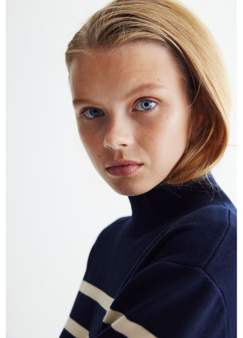 Темно-синій демісезонний жіночий светр з високим коміром н&м (57663) s темно-синій H&M