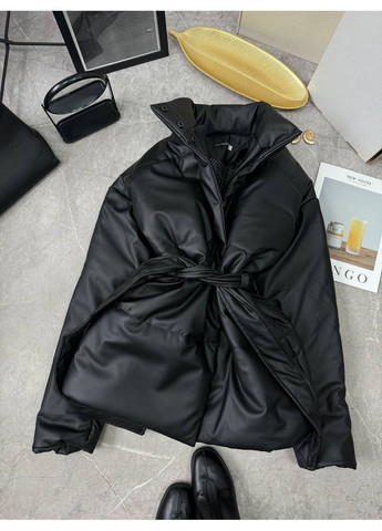 Черная демисезонная куртка женская из эко-кожи No Brand