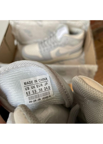 КРОССОВКИ ЖЕНСКИЕ NIKE JORDAN 1 RETRO HIGH BLUE WHITE НАЙК АИР ДЖОРДАН No Brand белые демисезоны (368870054)