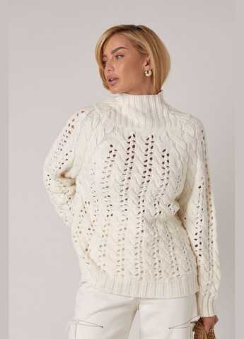 Молочний зимовий жіночий в'язаний светр з ажурними візерунками Lurex