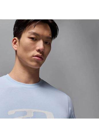 Блакитна футболка чоловіча flt ess hbr ss crew light blue Air Jordan