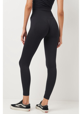 Черные демисезонные леггинсы бесшовные с двойным push up эффектом leggings sport shape Giulia