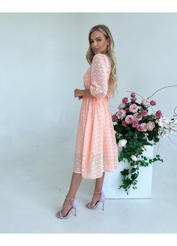 Розовое коктейльное платье "elegant charm" 22024 персиковое Tanita-Romario