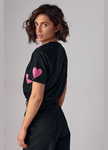 Чорна літня жіноча трикотажна футболка з сердечками 82792 з коротким рукавом Lurex