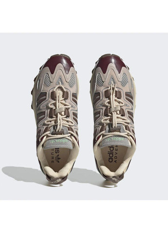 Цветные демисезонные кроссовки мужские hyperturf adventure (hq6605) adidas
