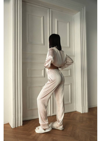 Молочная сатиновая пижама в молочную полоску, l рубашка + брюки No Brand