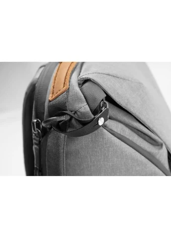 Городской рюкзак Everyday Backpack 20L Ash (BEDB-20-AS-2) Peak Design (322200821)