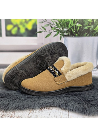 Бежевые тапочки-чуни женские закрытые Dago