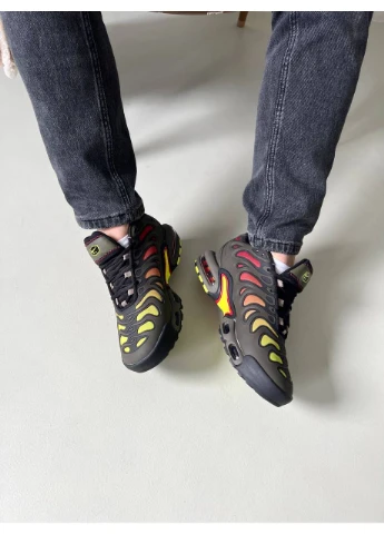 Черные летние кроссовки nike air max tn plus drift dark green найк аир макс тн плюс No Brand
