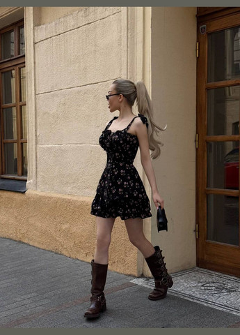 Черное коктейльное, деловое, повседневный, кэжуал, вечернее женское платье с баской FINO Mode с цветочным принтом