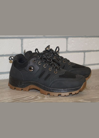 Чорні Осінні кросівки чоловічі SWIN SHOES 10039-1
