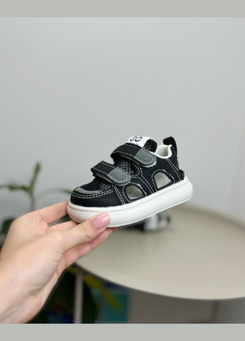 Черные повседневные детские босоножки черный 1371 No Brand на липучке