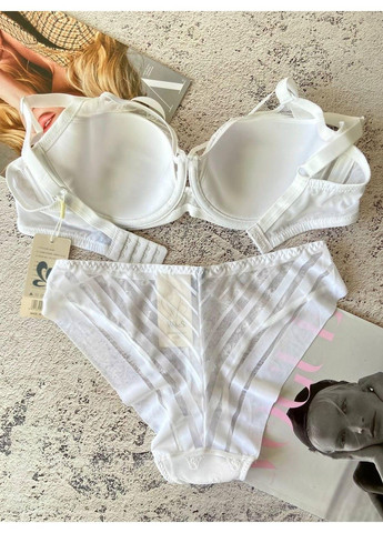 Білий жіноча нижня білизна з портупеєю комплект білий Weiyesi