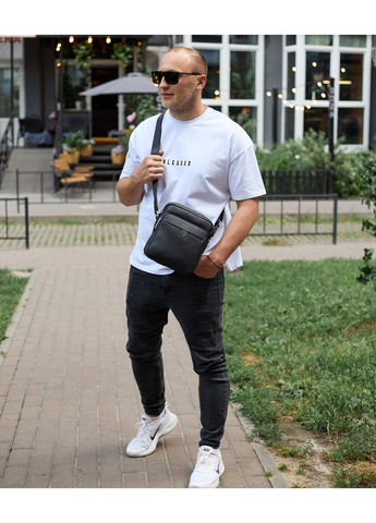 Чоловіча шкіряна сумка-барсетка 24х20х8, компактна сумочка на плече для чоловіка, наплічний месенджер, чорна No Brand (360751440)