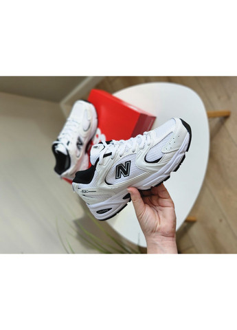 Білі Осінні кросівки чоловічі і жіночі new balance 530 white black premium | нью беланс 530 білі No Brand