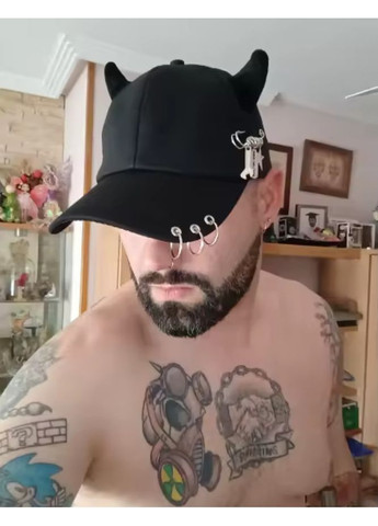 Біла бейсболка в готичному стилі,хіп-хоп,панк-рок кепка з чорними м'якими ріжками No Brand (366547272)