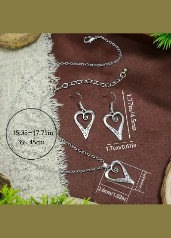 Жіночі сережки у формі Серця з ретро дизайном 1.7 см Liresmina Jewelry (303606245)