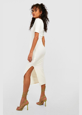 Белое повседневный платье Boohoo однотонное