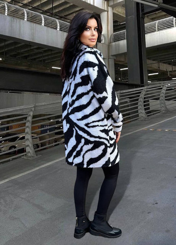 Черно-белое демисезонное Короткое меховое пальто Тедди зебра без подкладки весна-осень оверсайз Modena