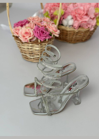 Стильні жіночі босоніжки No Brand (331205910)