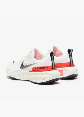 Білі кросівки чоловічі zoomx invincible run flyknit 3 white dr2615-101 Nike