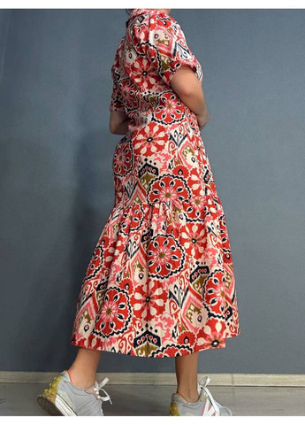 Червона кежуал сукня жіноча 4338 довга з воланом і орнаментом червона MIX RAY з геометричним візерунком