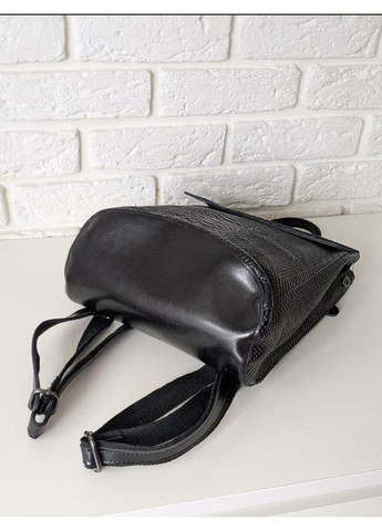 Сумка-рюкзак кожаный с тиснением змеи Vishnya (371584935)