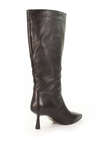 Осенние женские кожаные сапоги на каблуке It-Girl