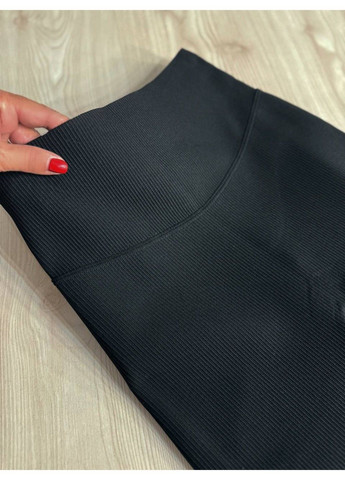 Лосини жіночі W-30 утеплені на флісі в рубчик з пуш-ап ефектом чорні Kenalin (361961032)