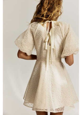 Кремовое платье с вышивкой H&M однотонное