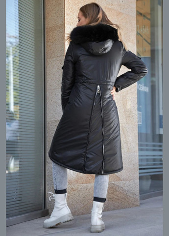 Чорна демісезонна куртка-парка Seventeen