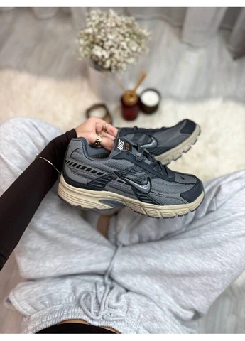 Серые демисезонные кроссовки мужские nike initiator grey beige gore-tex найк инитиатор серые No Brand