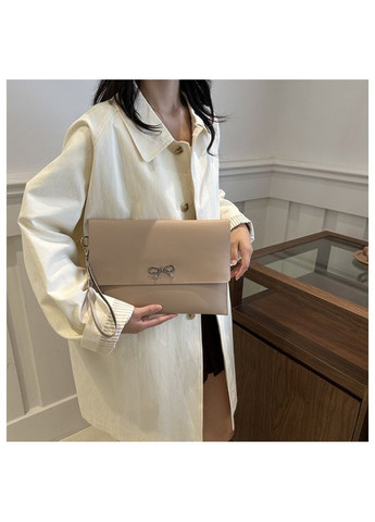 Женская классическая сумка 1745 клатч на ремешке бежевая No Brand (313235510)