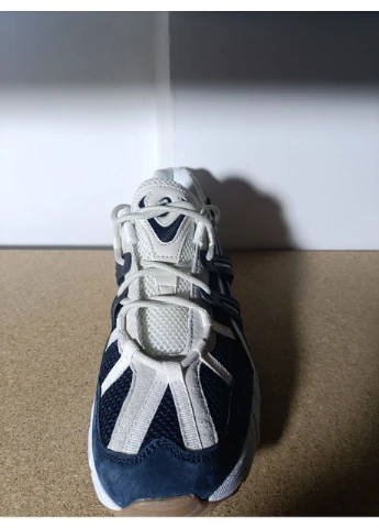 Белые демисезонные кроссовки No Brand