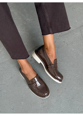 Коричневые классические лакированные лоферы Helen