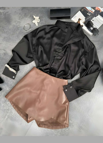 Коричневая женская белая блузка блузка-рубашка на пуговицах. Україна