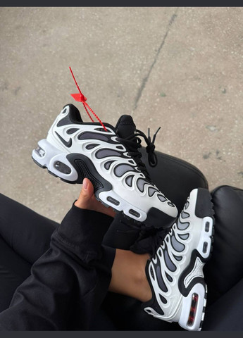 Черно-белые всесезонные кроссовки Vakko