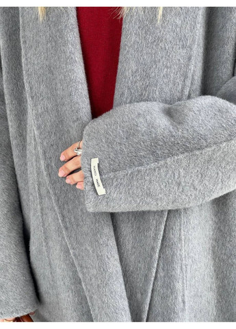 Сіре Жіноче стильне пальто Stylish Touch